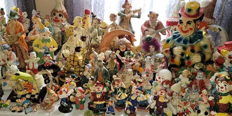 Clown Figurines