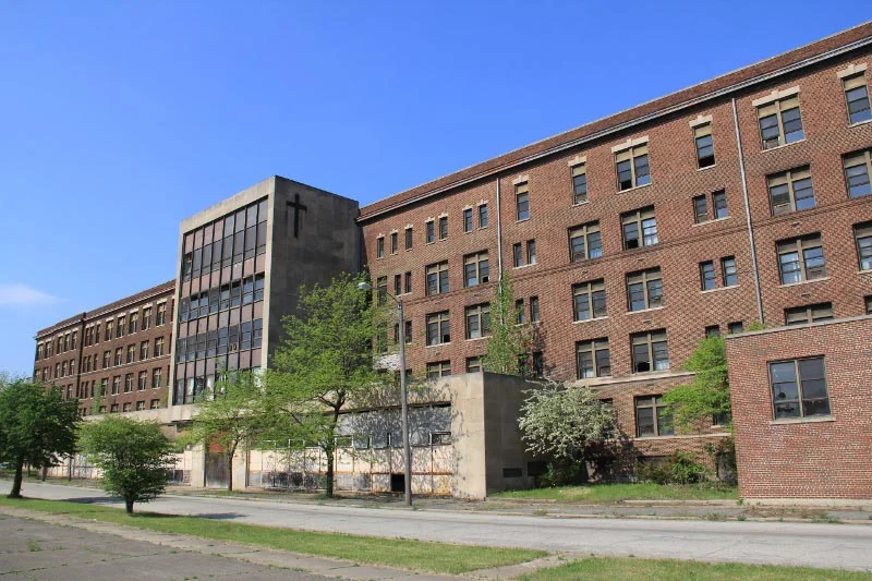 St. Mary’s Mercy Hospital, USA 1