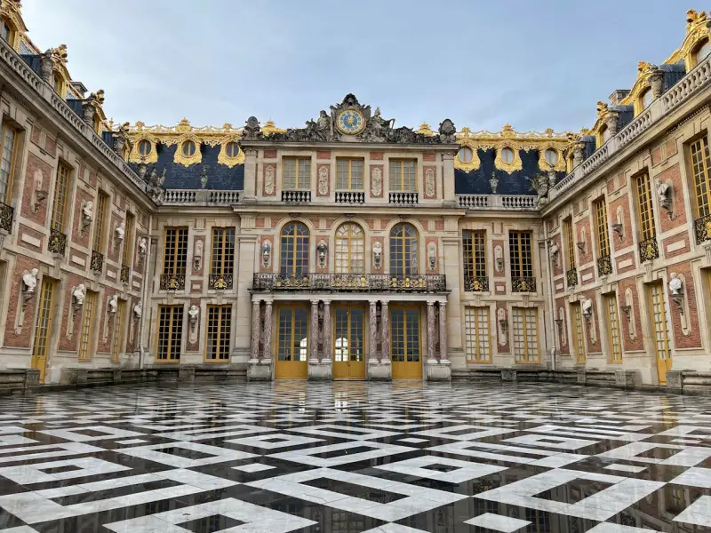 Versailles